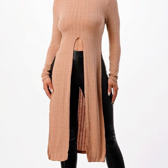 4/$25 2-Piece Set - Picture 3 of 3